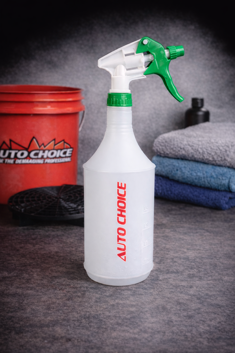 750ml Trigger Spray Bottle – Adjustable Nozzle Green Trigger
