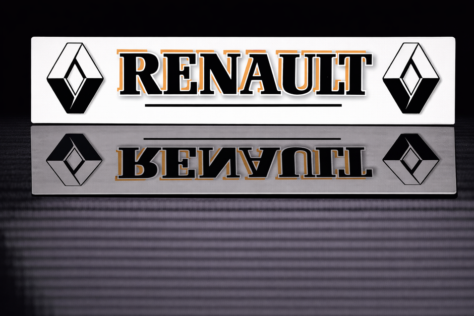 PRINTED STYLE 11 RENAULT NOVELTY PLATE