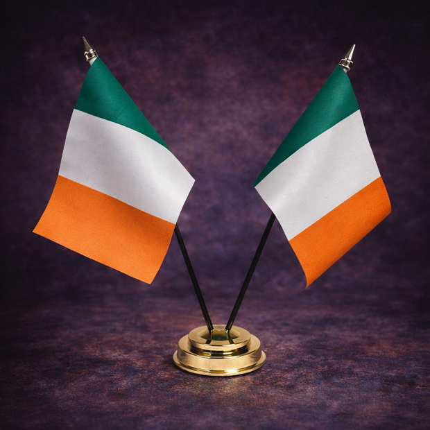 2x table flag with stand Irish - Gloss black Frame work