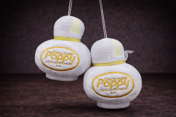 Medium Poppy Grace Mate WHITE Pluche bottles with cord