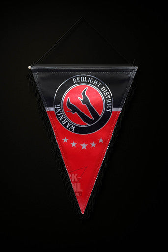 Red & Black Retro Pennant Red Light – Collector’s Truck Banner 23x29cm