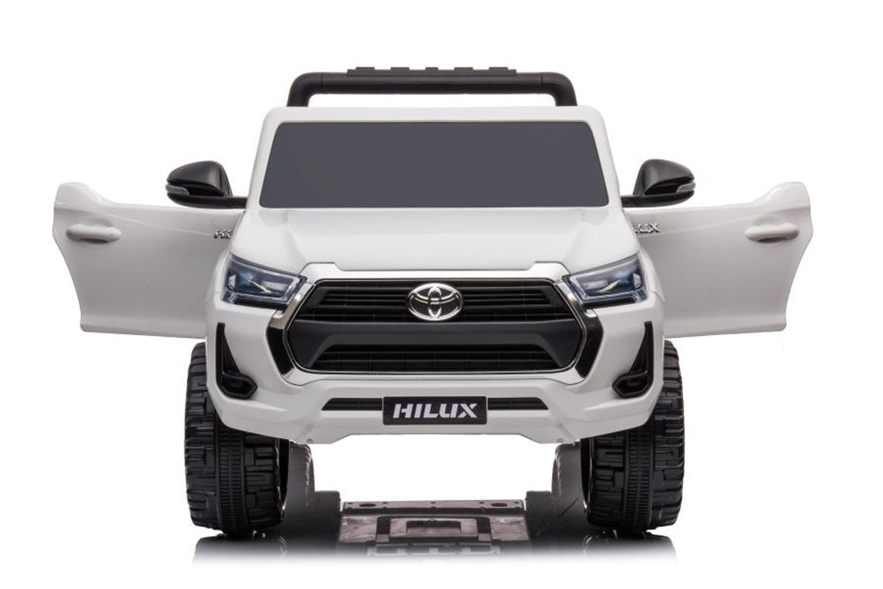 Toyota Hilux 12 V Licensed Electric Ride-On Jeep – White Adventure Edition (by Onyx Kids)